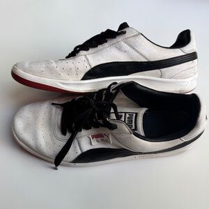 Puma G. Villa Mens Black and White Sneakers
